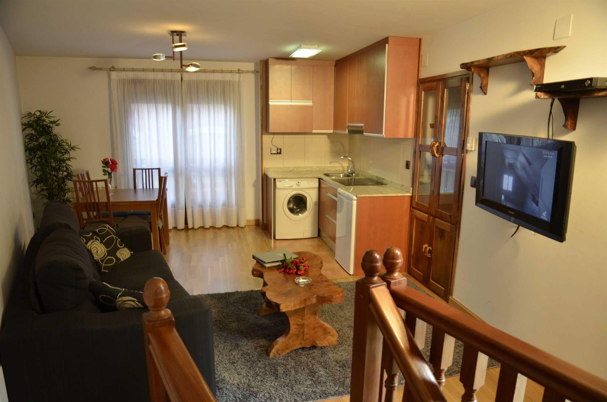 Apartamentos Spa Cantabria Infinita Cillorigo de Liebana Exterior photo